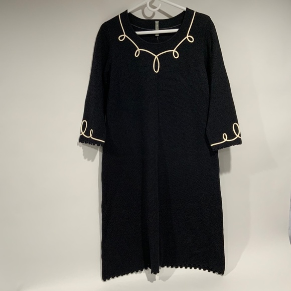 NWT Hanna Andersson Sz M Black White trim Sweater dress - Picture 1 of 4